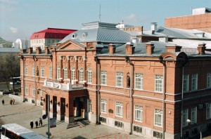 Театральная жизнь