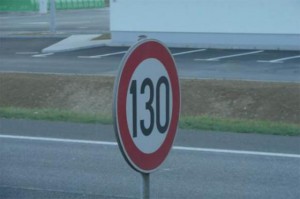 максимальная скорость 130