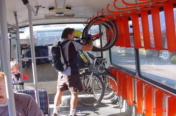 перевозка велосипеда в автобусе